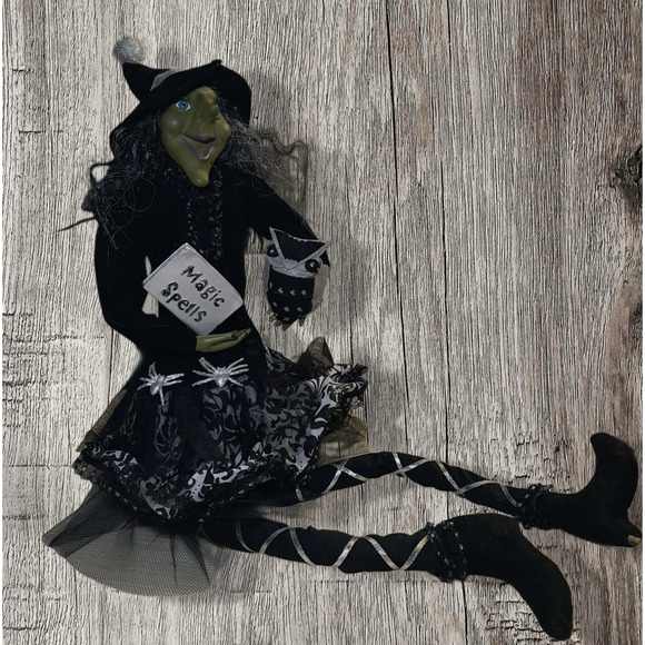 NEW SITTING HALLOWEEN GREEN GAL PAL WITCH 16Hx12"LEG Folk Art LITTLE BLACK DRESS - Picture 4 of 4